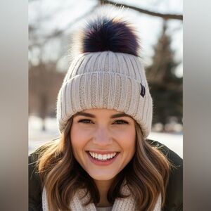 NOIZE Ribbed Knit Beanie With Multicolor Faux Fur Pom Pom Cream/Beige OS